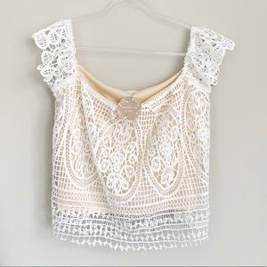 NWT Lace detailed blouse